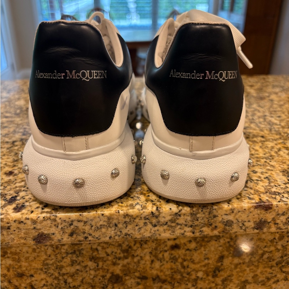 Alexander McQueen Oversized Sneakers White Leather Studs Size 45 US 12 - Picture 4 of 14